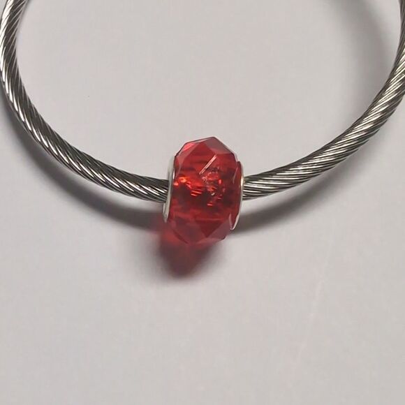 Red Facteded Charm for‎ Pandora Style Bracelet - Picture 2 of 4